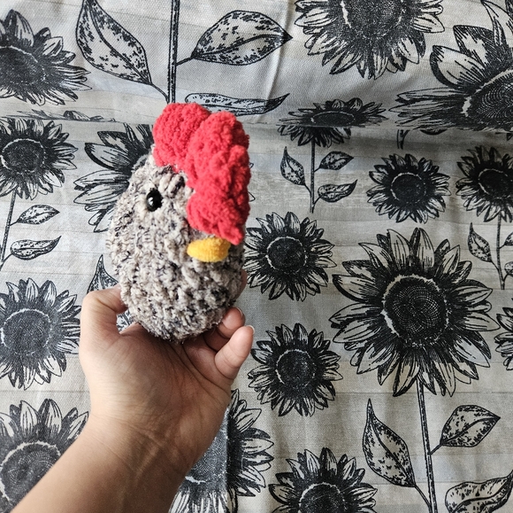 Crochet Mini Rooster Chicken Amigurumi Plushie - Picture 7 of 8
